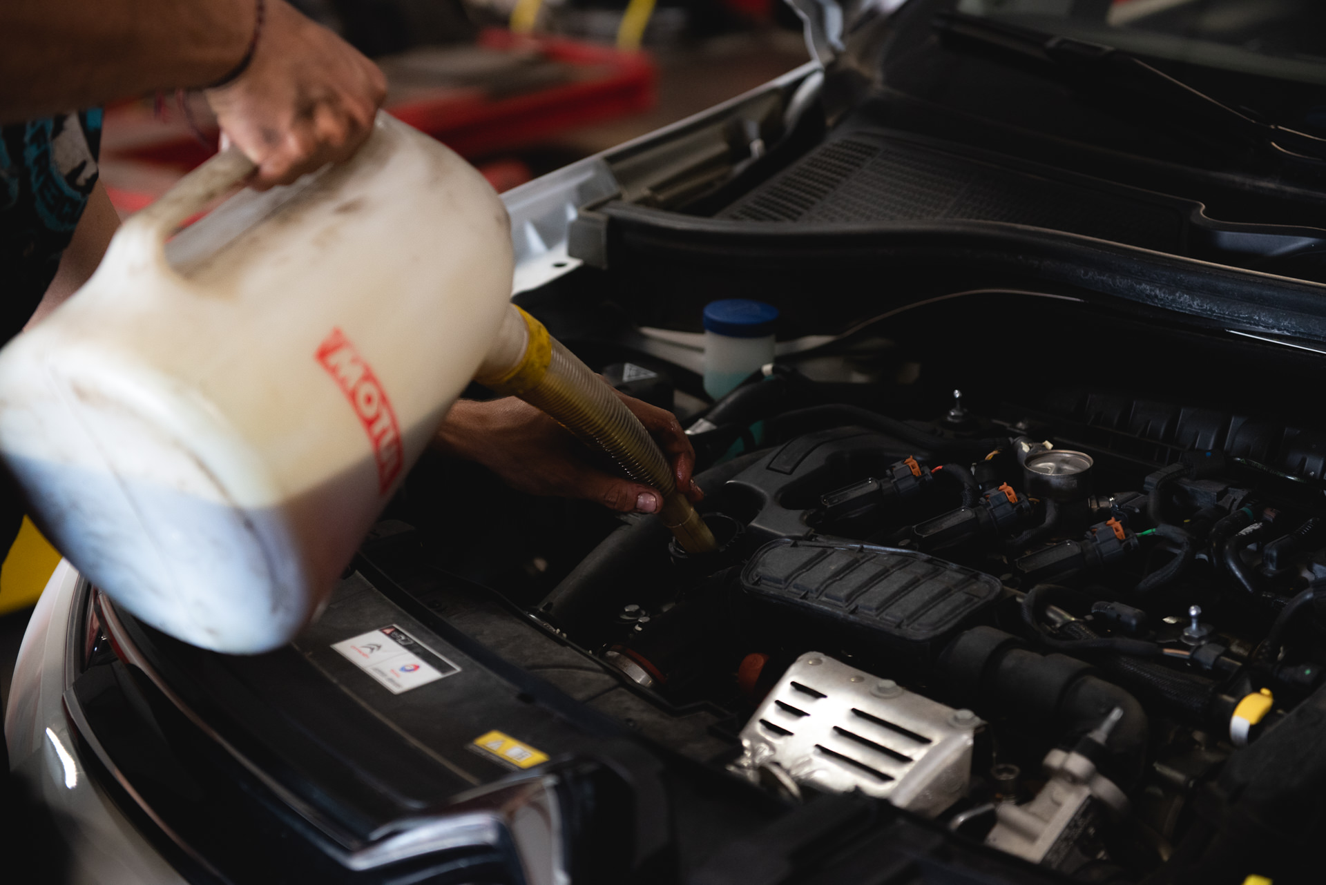 liquide de refroidissement voiture faire le niveau entretien voiture prix  conseils 